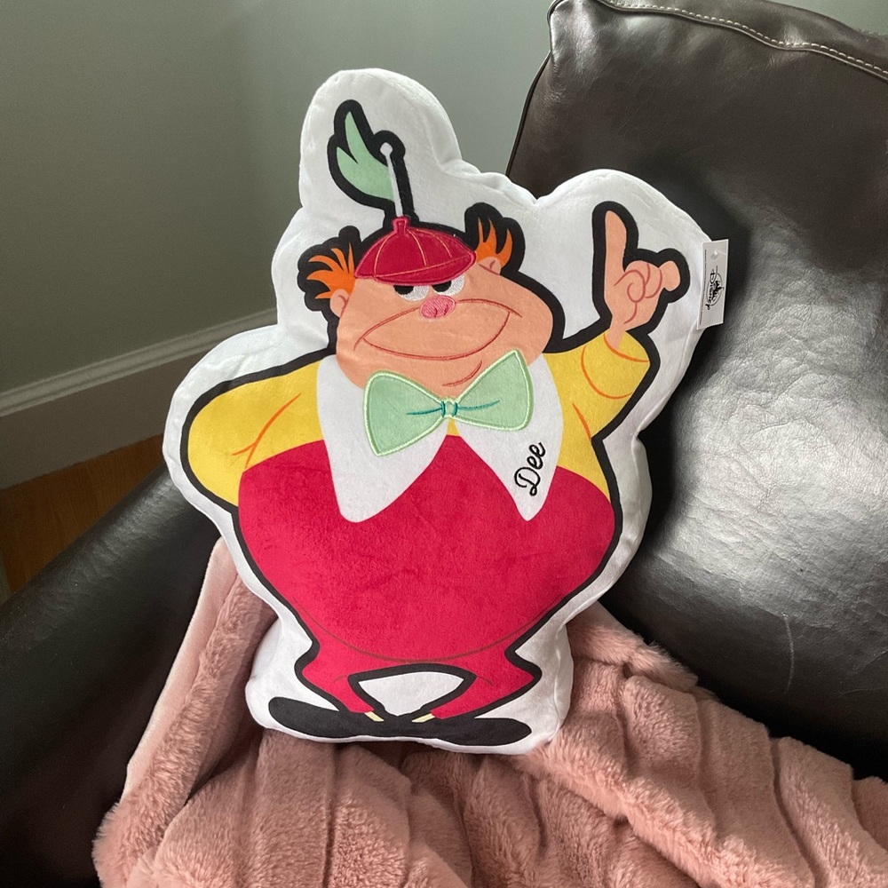 🧡Disney Tweedle Dee and Tweedle Dum Decorative Pillow - Picture 2 of 9
